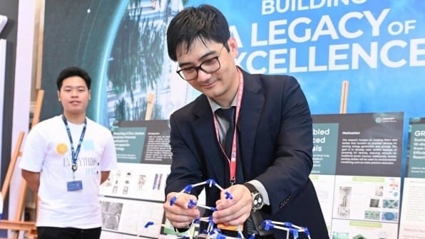 Trí thức trẻ Việt góp sức cùng đất nước bước vào kỷ nguyên chuyển đổi số