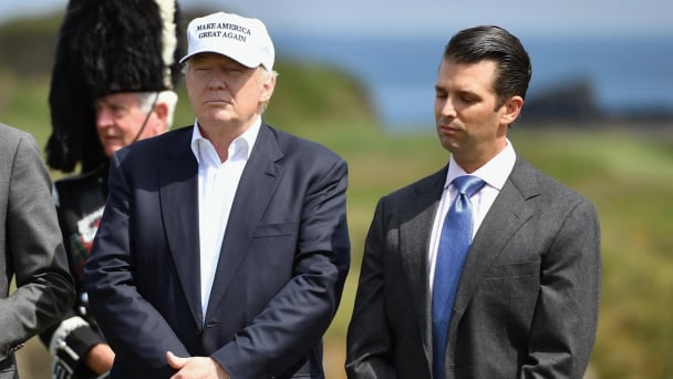 Ông Trump hủy kế hoạch dự đám cưới con trai để chuẩn bị tấn công Iran