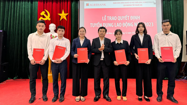 Chuyển tải vốn đầy đủ đến tận các thôn, bản xa xôi