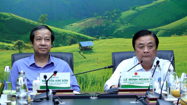 Không thương mại hoá giáo dục nhưng cần tiếp cận theo tư duy thị trường