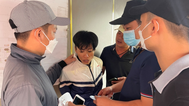 Đang bán ma túy đá cho ngư dân thì bị cảnh sát biển bắt