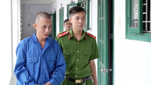 Thuê người làm cha ruột để chiếm đoạt tài sản, lấy tiền đi mua ma túy
