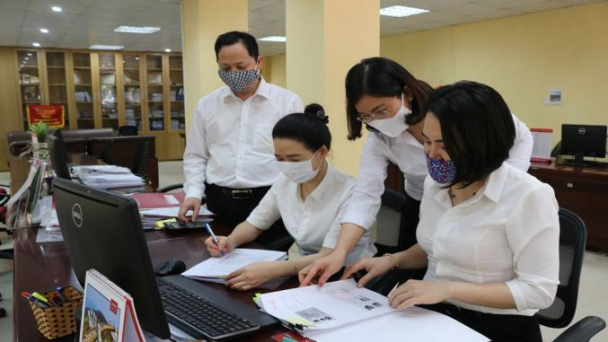 Agribank miễn giảm, hạ lãi suất cho 29.000 khách hàng bị ảnh hưởng bởi Covid-19