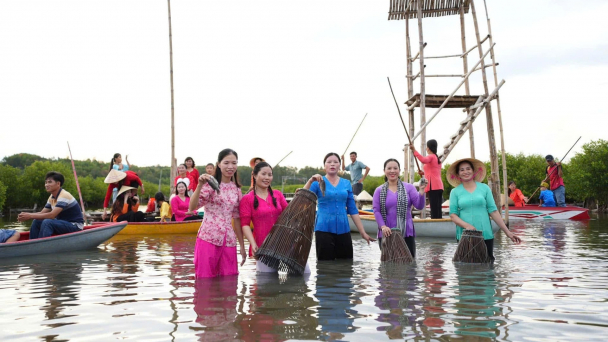 Phát triển du lịch nông thôn thúc đẩy xây dựng nông thôn mới
