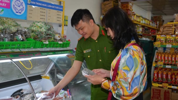 Quảng Ngãi kiểm soát chặt thực phẩm phục vụ Tết Nguyên đán