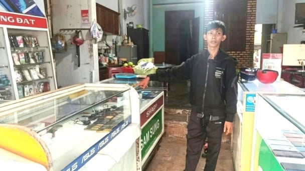 Bắt đối tượng lang thang xin ăn và trộm cắp để lấy tiền mua ma túy