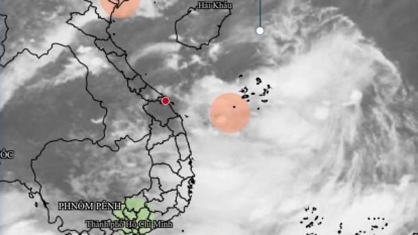 Diễn biến áp thấp trên biển Đông còn phức tạp