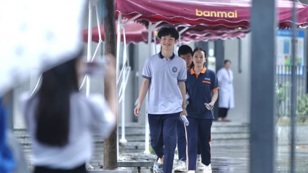 Kết thúc kỳ thi vào lớp 10: Sỹ tử tự tin dành điểm cao