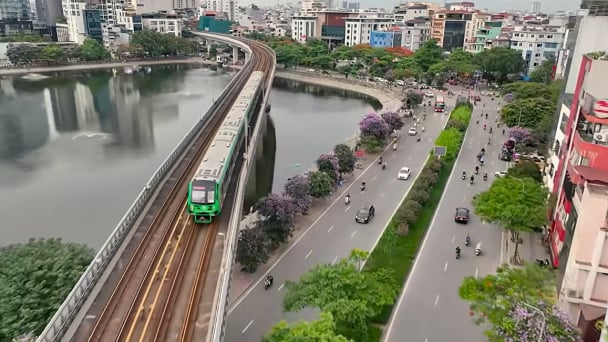 Hà Nội cần đồng bộ hạ tầng giao thông liên vùng với tầm nhìn trăm năm