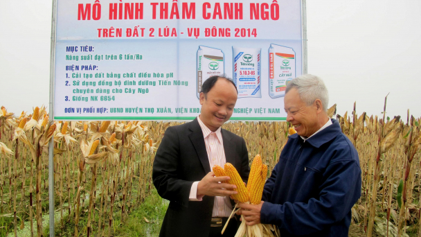 Tiến Nông tiến cùng Nông dân Việt