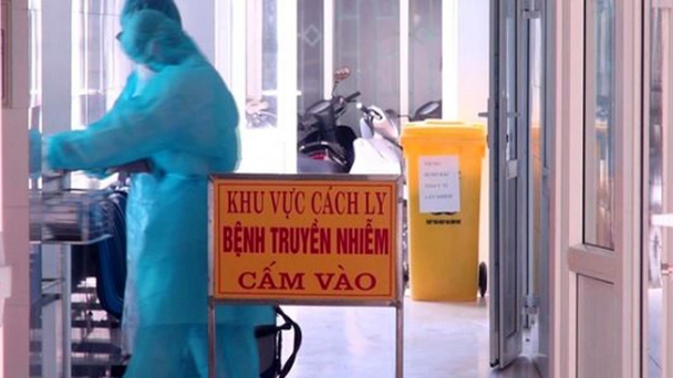 Cách ly hai nhân viên đường sắt tiếp xúc người nước ngoài dương tính với Covid-19