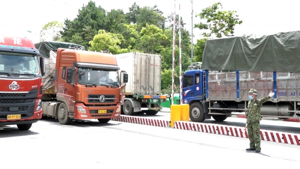Cần tháo gỡ vướng mắc trong vận chuyển nông sản