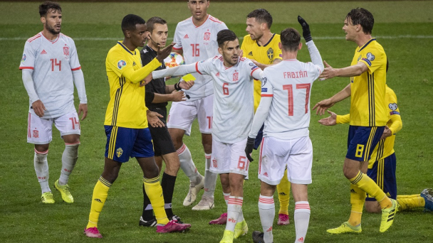 Tây Ban Nha vs Thụy Điển: 3 điểm đầu tay cho La Roja