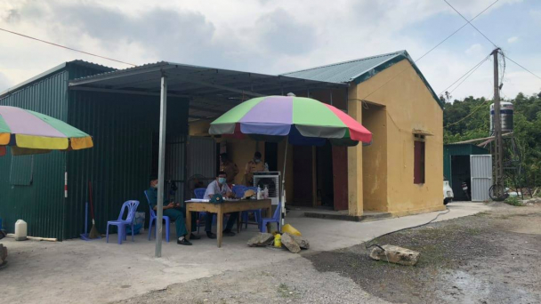 Băng rừng vượt chốt kiểm dịch Covid-19