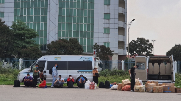 Hạn chế người và phương tiện vào Quảng Ninh qua chốt cầu Đá Bạc