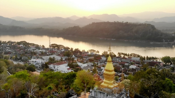 Phóng sự truyền hình đặc biệt - Chuyện hạ nguồn Mekong: Sống chậm ở Luang Prabang