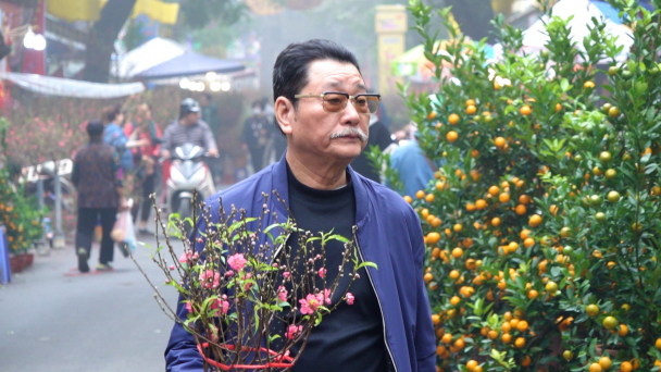 Trải nghiệm, cảm nhận nét độc đáo chợ hoa Hà Thành