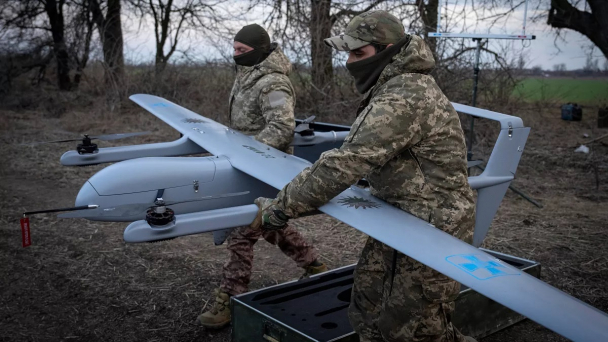 Phương Tây đang giúp Ukraine tấn công sâu trong lãnh thổ Nga