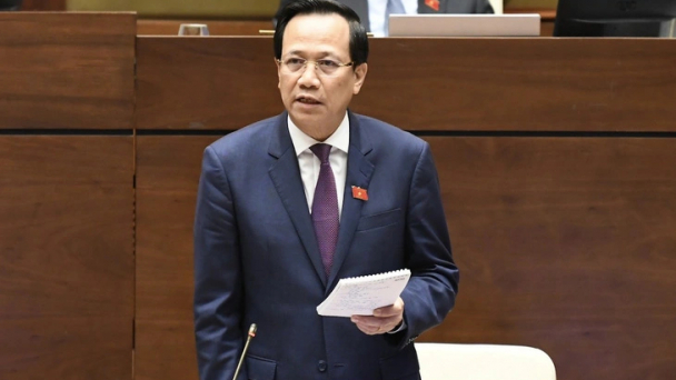 Bộ trưởng Đào Ngọc Dung bị khiển trách