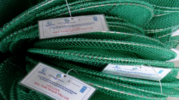 200 tàu cá thu gom rác thải nhựa