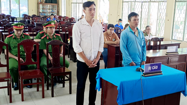 2 thanh niên trộm hàng loạt cây mai lãnh án 16 tháng tù