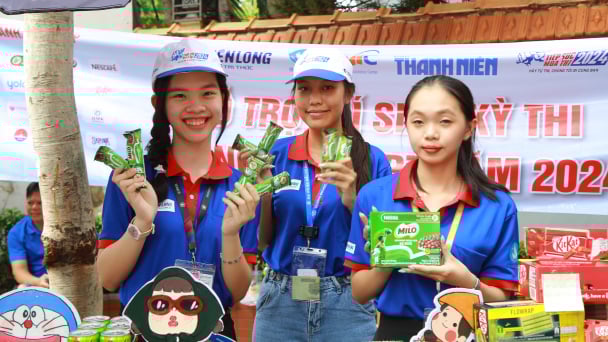 Nestlé Việt Nam trao tặng gần 200.000 phần quà hỗ trợ học sinh, sinh viên