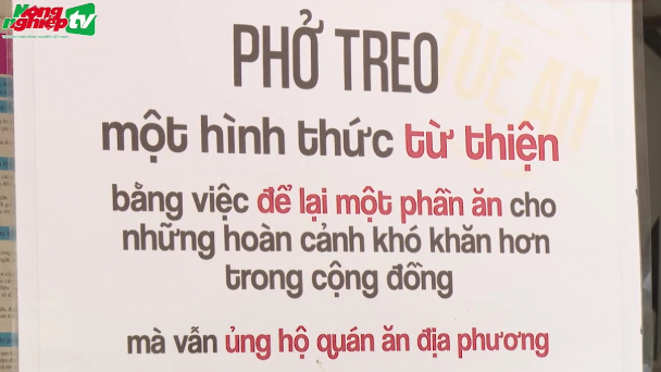 Phở treo nghĩa tình nơi phố thị
