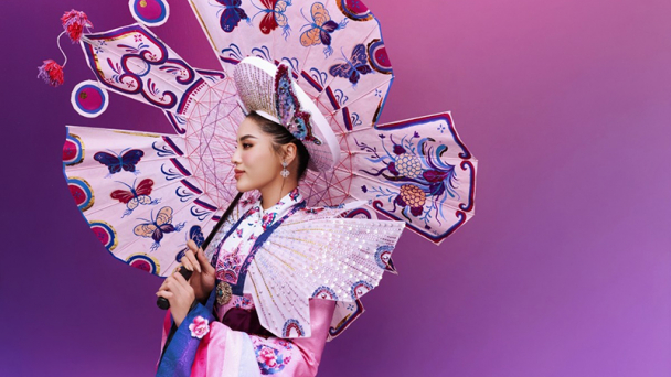 Hoa hậu Kỳ Duyên gây tranh cãi với trang phục dân tộc tại Miss Universe 2024