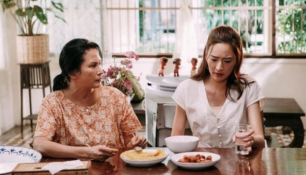 Khi Tết trở thành bài toán nội - ngoại khó giải