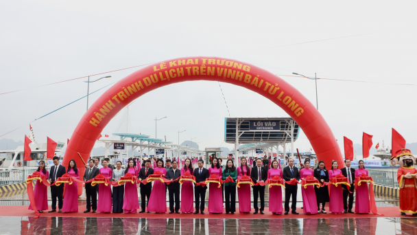Khai trương các hành trình tham quan, du lịch vịnh Bái Tử Long