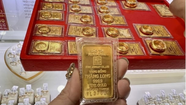 Bảng giá vàng 9999 24K 18K SJC DOJI PNJ hôm nay 31/3/2025