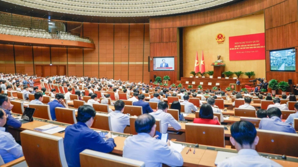 Triển khai thực hiện Nghị quyết trên tinh thần vì lợi ích chung của đất nước