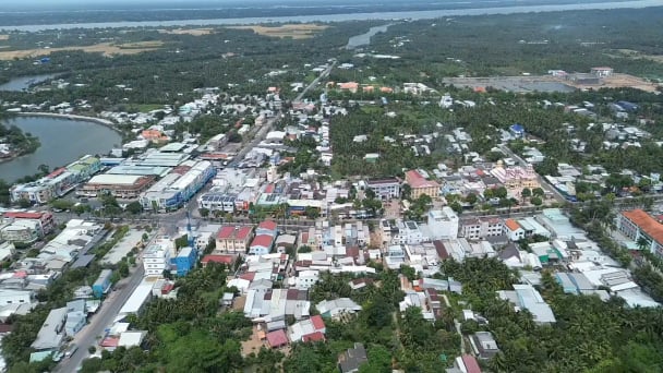 Công nhận thị trấn Vũng Liêm mở rộng đạt chuẩn đô thị loại IV