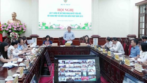 32/63 địa phương hoàn thành lấy ý kiến sửa đổi Hiến pháp