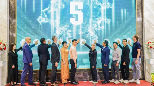 Khởi động Dự án ‘Điện mặt trời ban công cho Việt Nam’