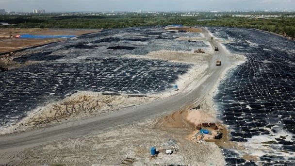 TP.HCM: Bãi rác Đa Phước chỉ tiếp nhận rác về đêm