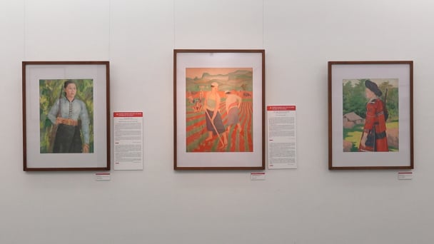 Visiting ‘Children of the Fatherland' Exhibition