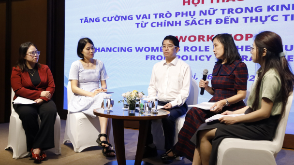 Phụ nữ - mắt xích quan trọng trong chuỗi giá trị kinh tế tuần hoàn