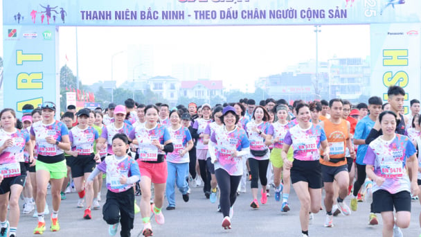 Bắc Ninh: Sôi nổi Giải chạy thanh niên 'Theo dấu chân người cộng sản'