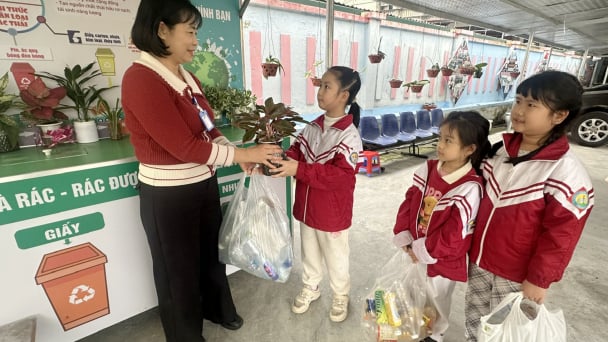 Gieo mầm xanh từ trường học: [Bài 3] Trường Bắc Lệnh tiên phong không rác thải nhựa