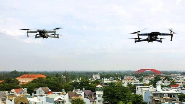 Hà Nội tạm dừng bay flycam trong ngày bầu cử