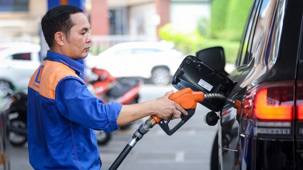 Không để xảy ra thiếu hàng, găm hàng, đầu cơ, tăng giá bất hợp lý
