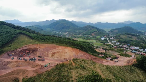 Khởi tố vụ án khai thác đất trái phép ở Lục Sơn