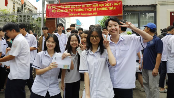 Thí sinh TP.HCM tự tin khép lại môn ngữ văn đầu tiên