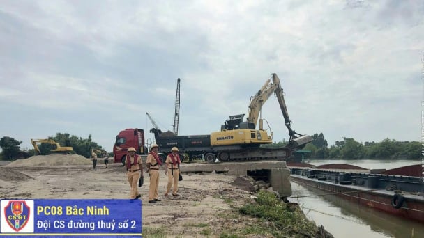 Tăng cường kiểm tra bến, bãi ven sông trước mùa mưa lũ