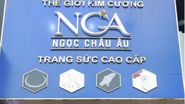 Sóng gió ngành kim cương càn quét: Một thương hiệu bất ngờ tạm dừng hoạt động