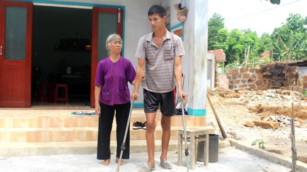 Day dứt nỗi đau sau con sóng dữ