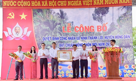100% số xã của huyện Hồng Dân đạt chuẩn nông thôn mới