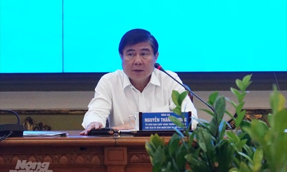 Năm 2020, trưởng phòng, phó chủ tịch quận trở lên phải thành thạo tiếng Anh