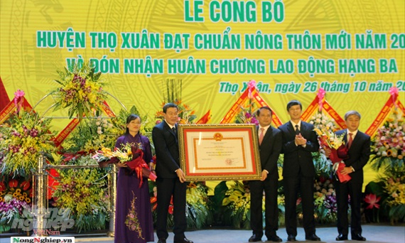 Công bố huyện Thọ Xuân đạt chuẩn nông thôn mới